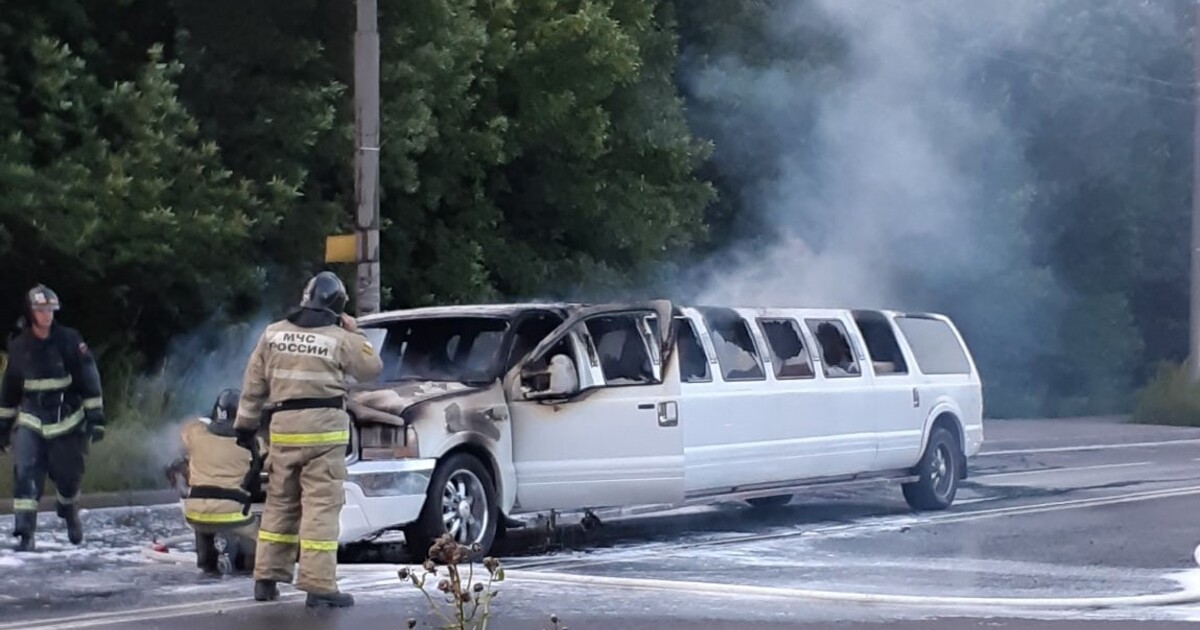 На московском шоссе сгорел лимузин - Мослента
