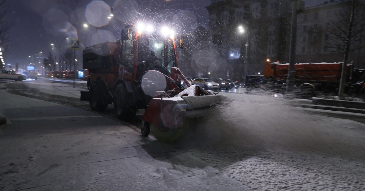 Moscow covered with snowstorm – Moslenta