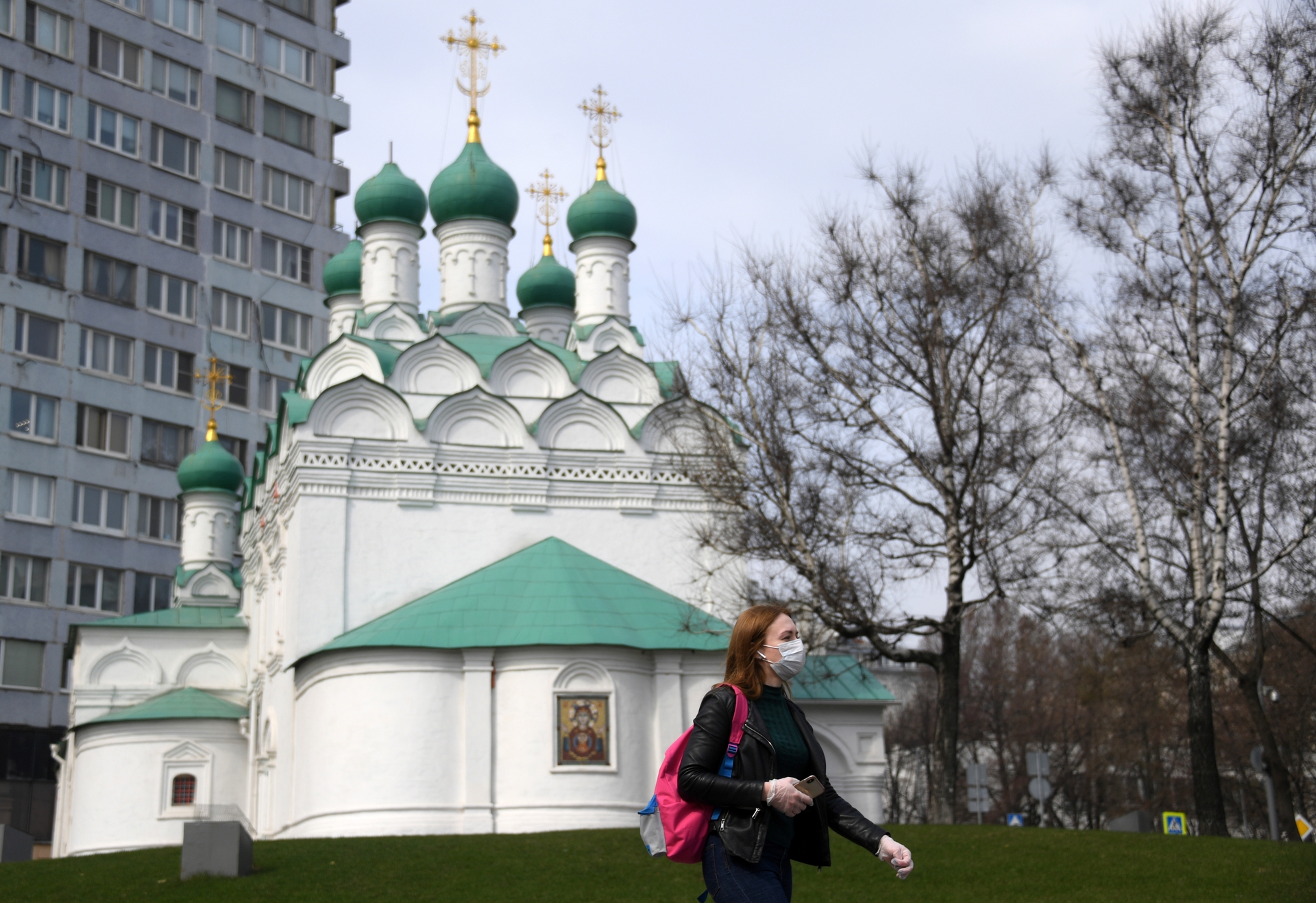 Храм на новом арбате. Храм Симеона Столпника на Арбате. Церковь Симеона Столпника за Яузой. Церковь на новом Арбате в Москве. Храм Симеона Столпника Нижний Новгород.