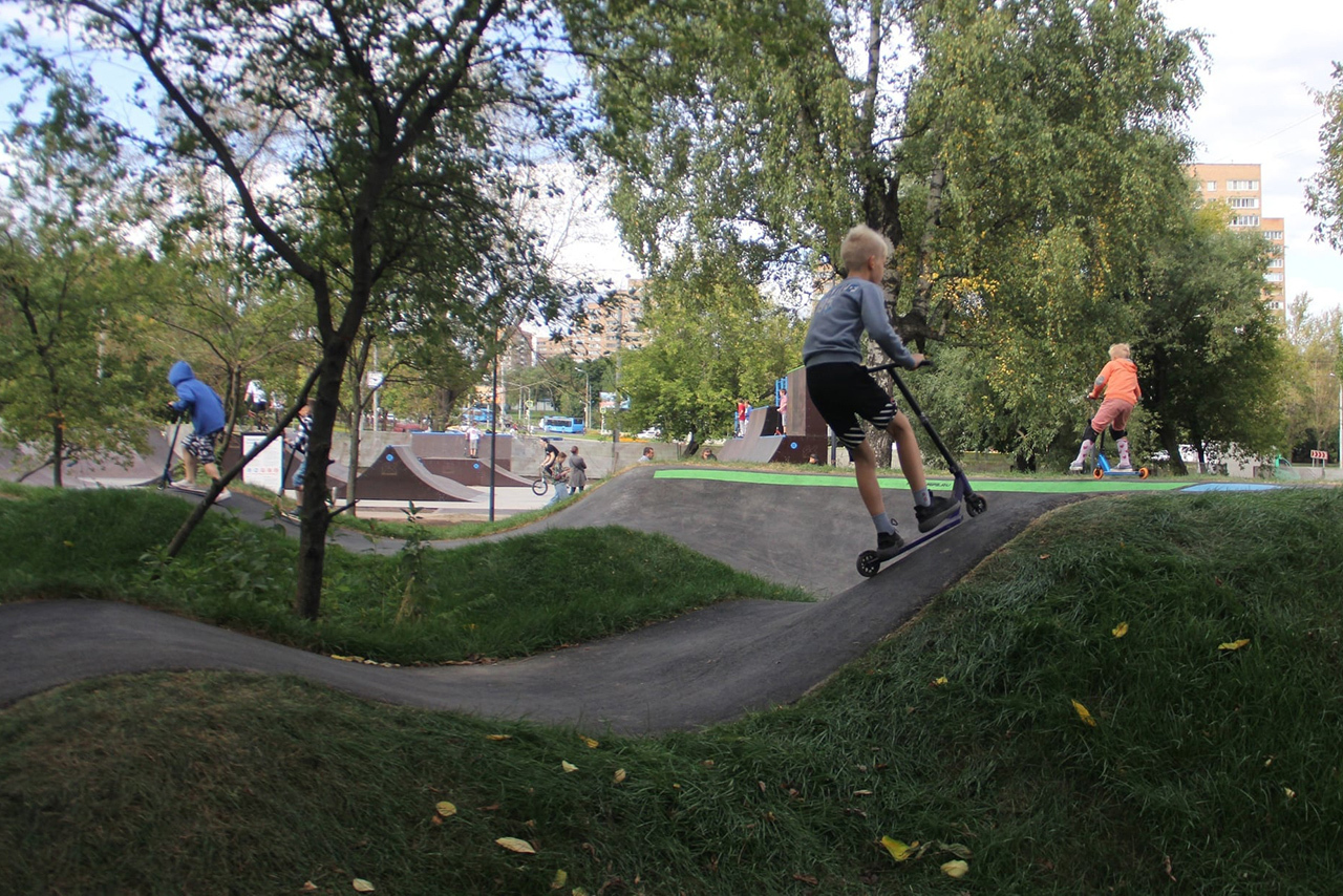 Россиянка назвала современные скейт-площадки в Москве «мясорубками»