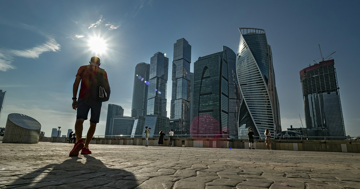 Уходящее лето стало вторым самым жарким в истории метеонаблюдений в ...