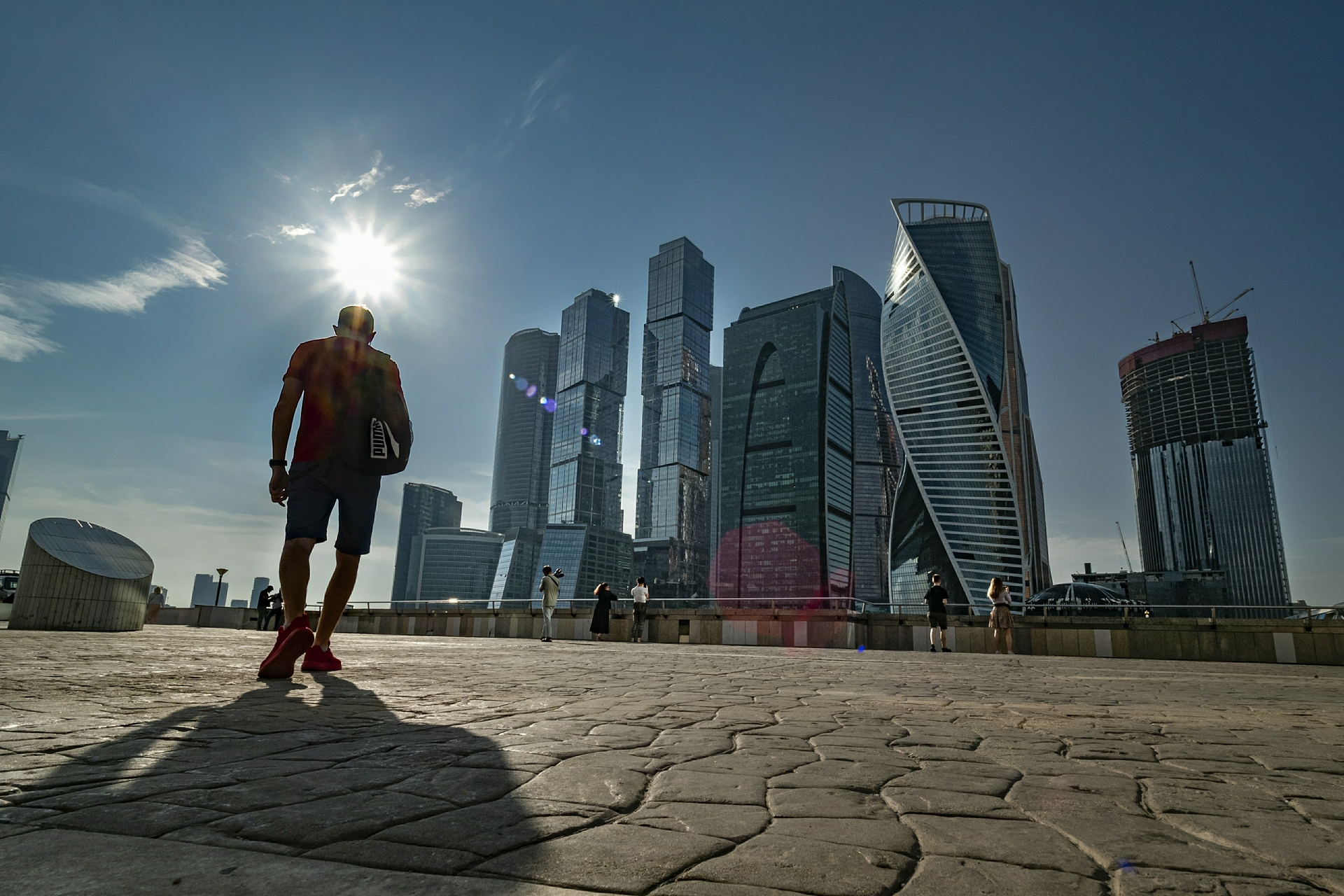Уходящее лето стало вторым самым жарким в истории метеонаблюдений в Москве