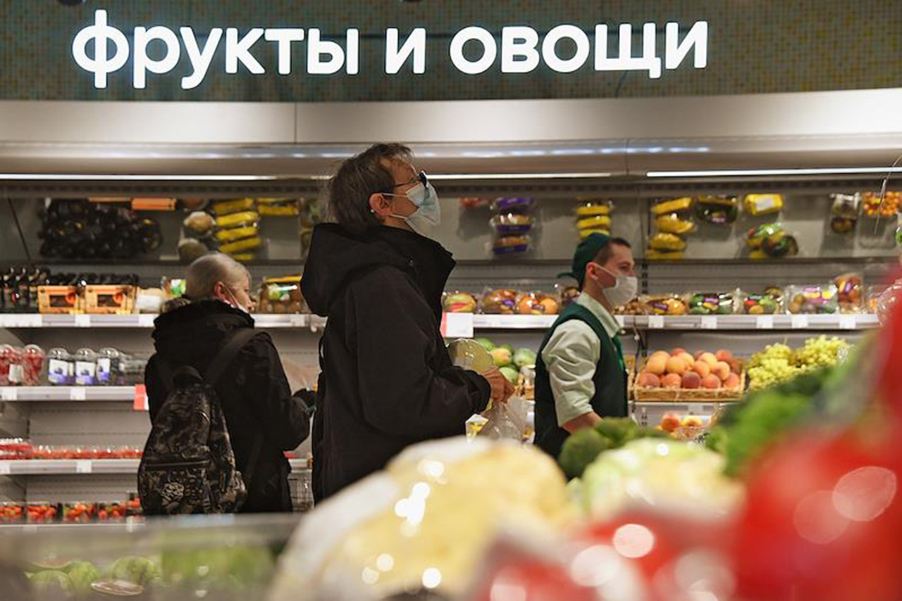 Продукты в подмосковных магазинах подешевели