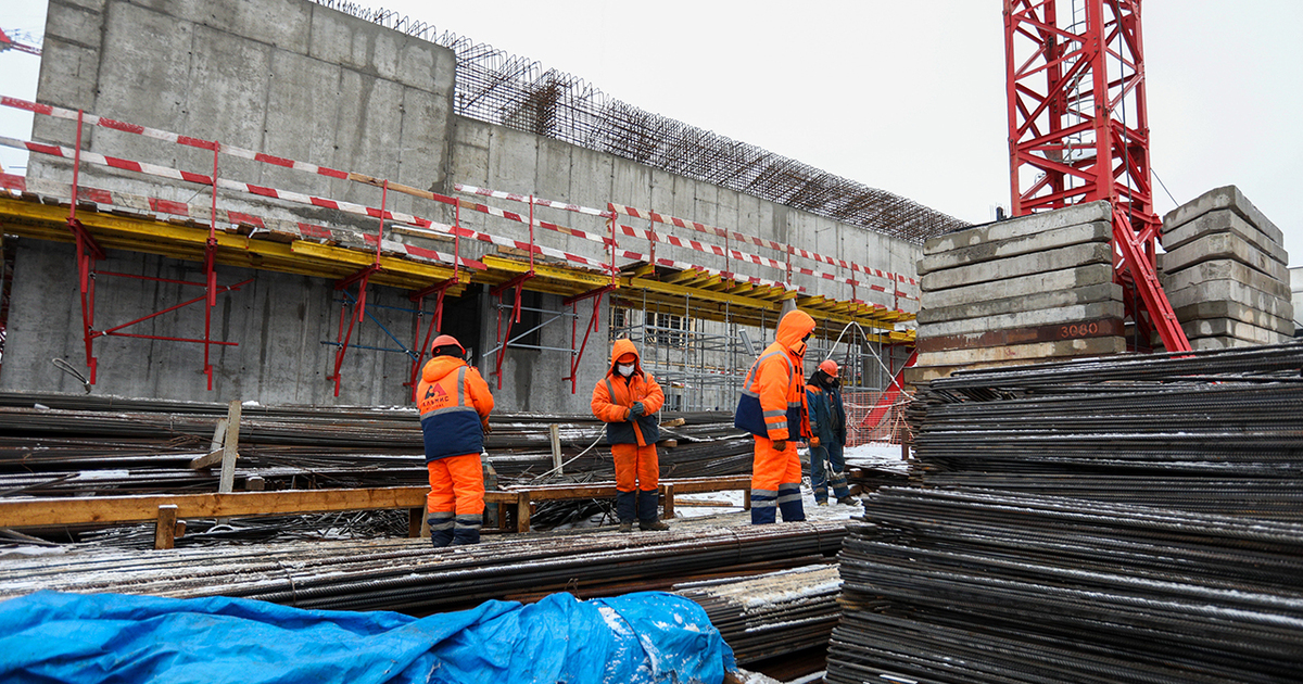 В Москве назвали сроки сокращения числа мигрантов на стройках - Мослента