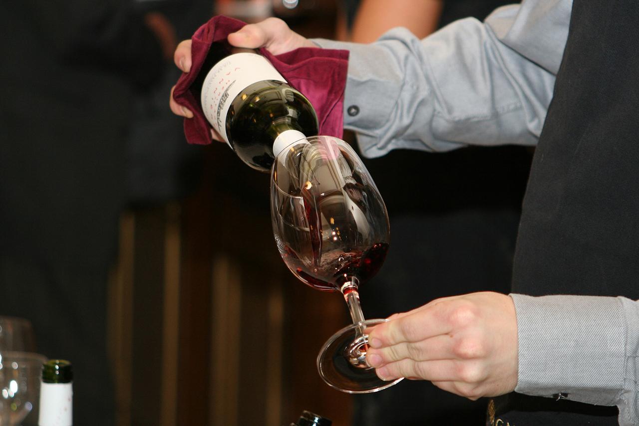 Судья международных винных конкурcов раскрыл правила покупки вина