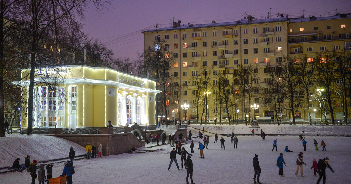 Каток в парке Ангарские пруды