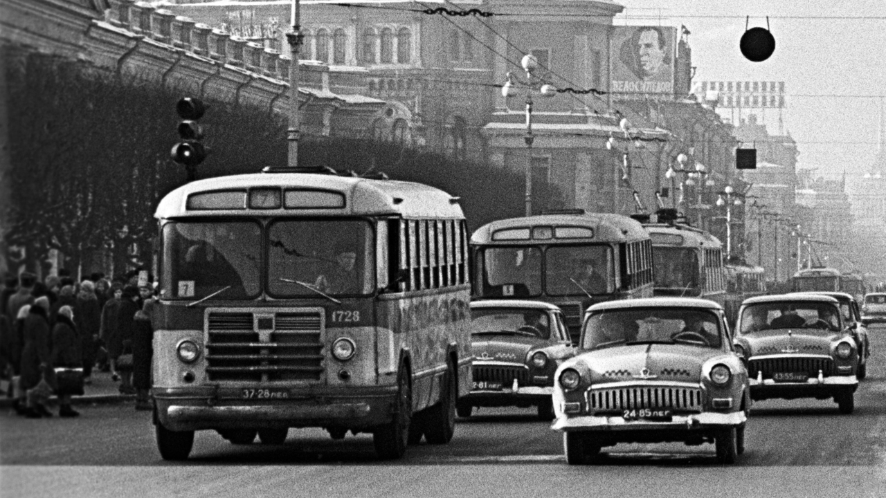 Россияне вспомнили о массовых кражах автодворников в годы СССР - Мослента