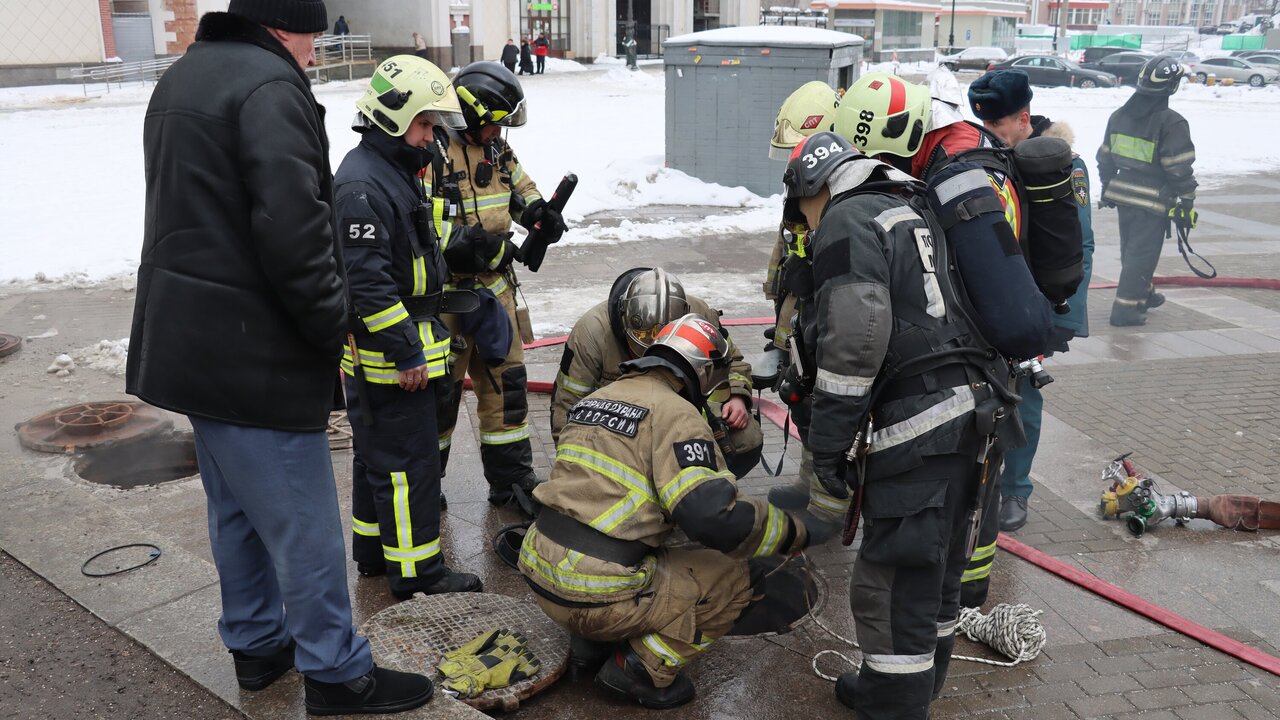 Раскрыт вес экипировки московских пожарных - Мослента