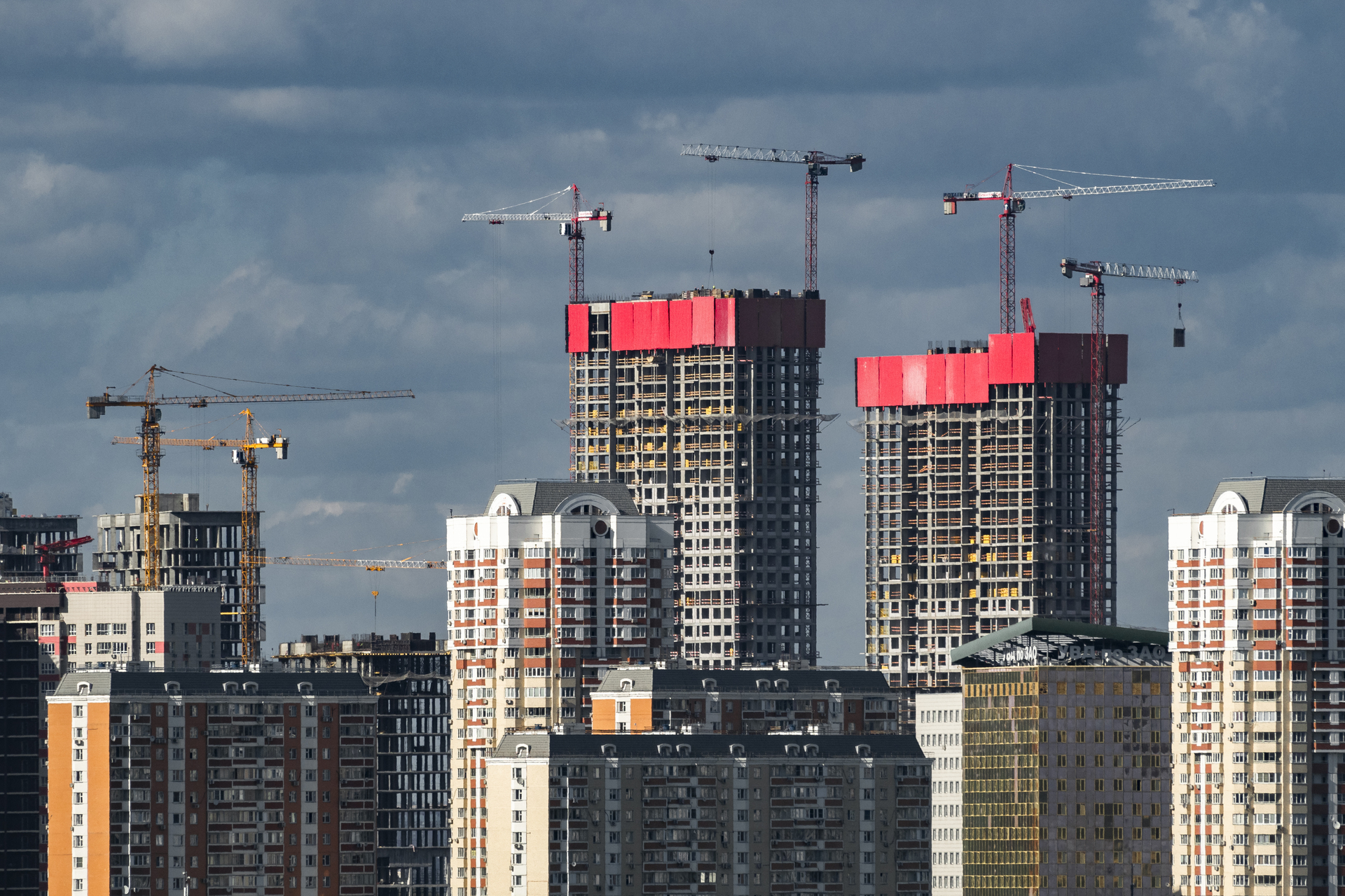 Москвичам спрогнозировали очередной виток роста цен на новое жилье