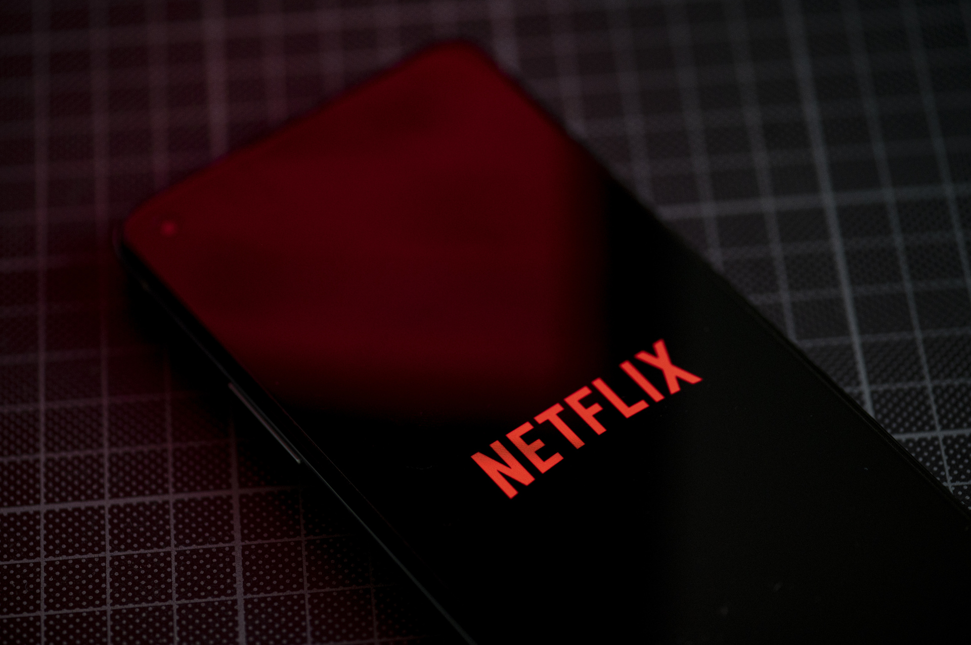 Пользователи потребовали у Netflix многомиллионную компенсацию