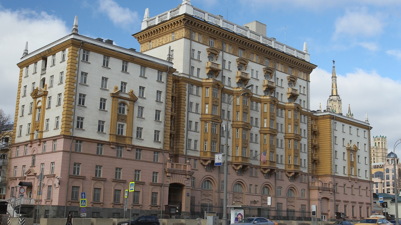 Посольство США в России сменило московский адрес - Мослента