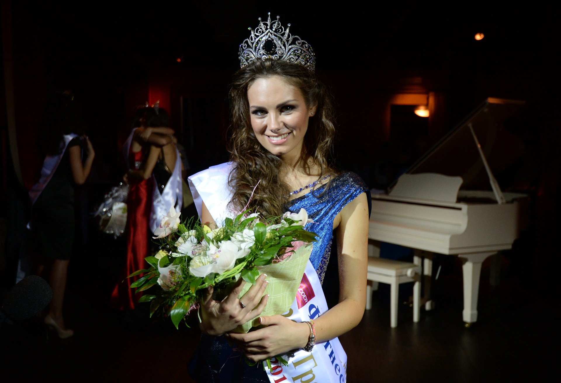 Победительница конкурса красоты «Мисс Москва — 2013» Дарья Ульянова на церемонии награждения