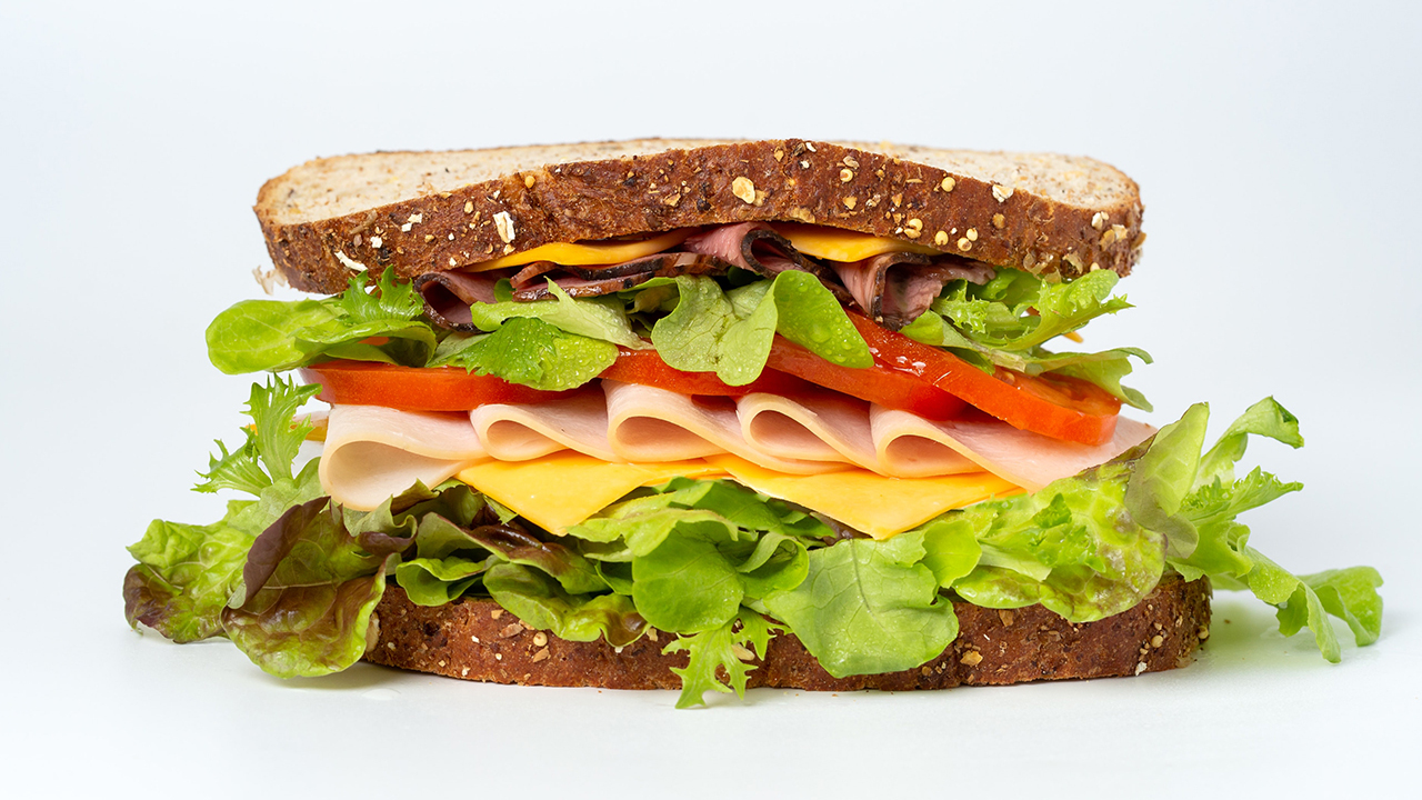 Специалист по питанию назвала наименее вредный фастфуд - Мослента