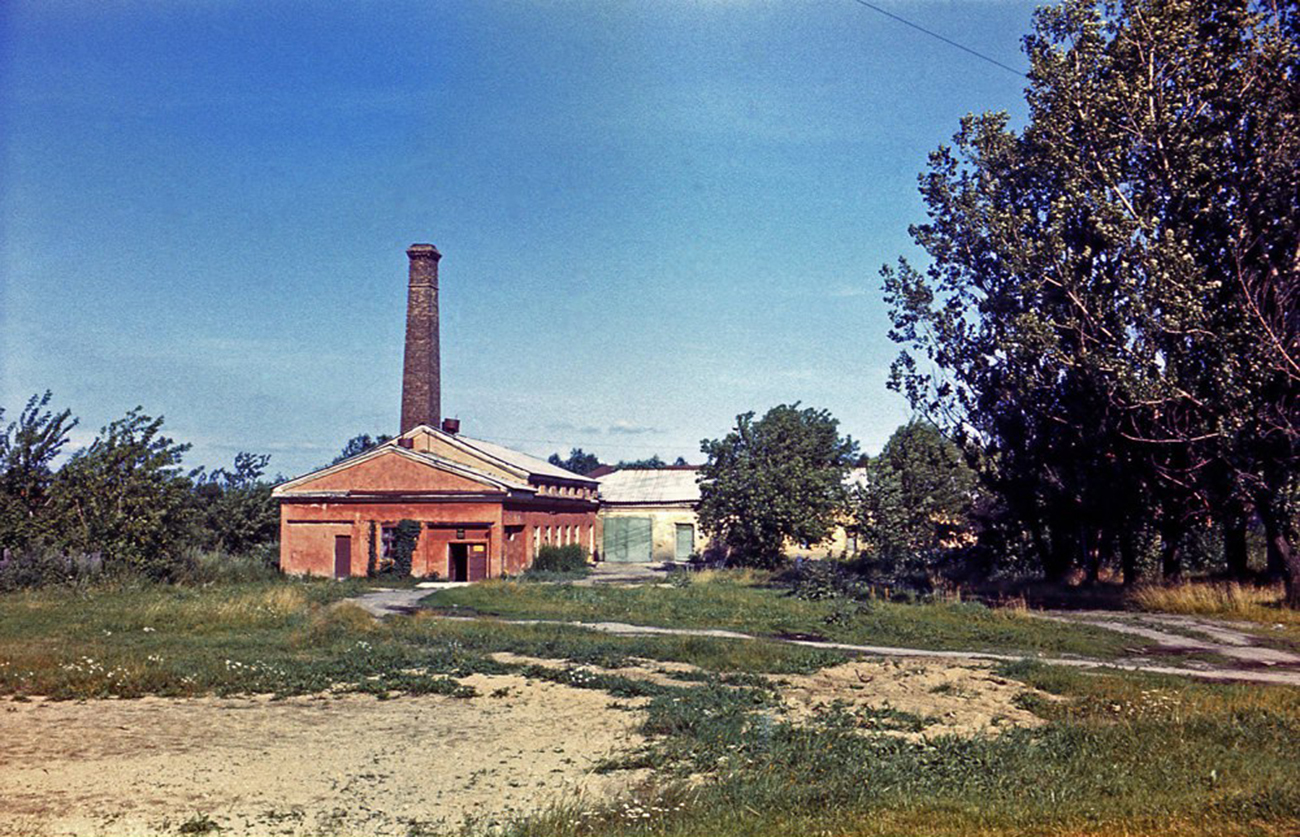 Постройки Лосиного завода начала XIX века. Фото сделано в июле 1982 года