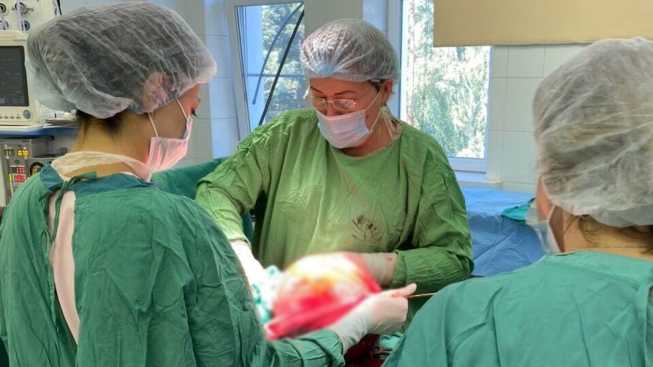 Жительнице Подмосковья удалили десятикилограммовую миому матки - Мослента