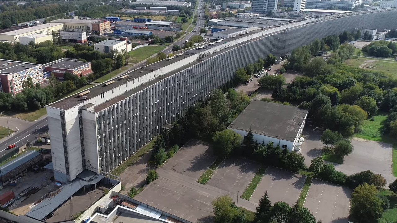 Самый длинный дом в россии фото