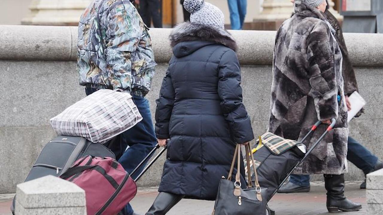 Отношения москвичей и приезжих