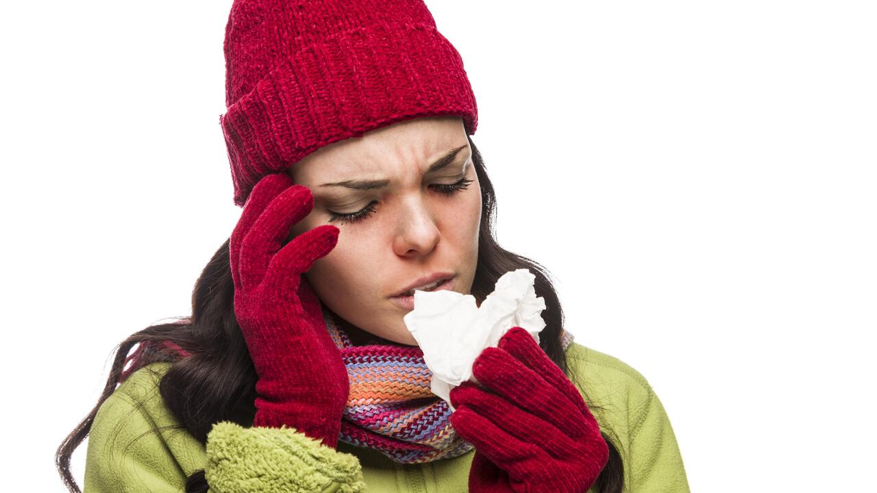 Известный иммунолог назвал способы избежать простуды осенью - Мослента