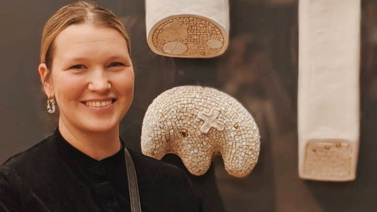 Московская художница по керамике описала своих постоянных клиентов .