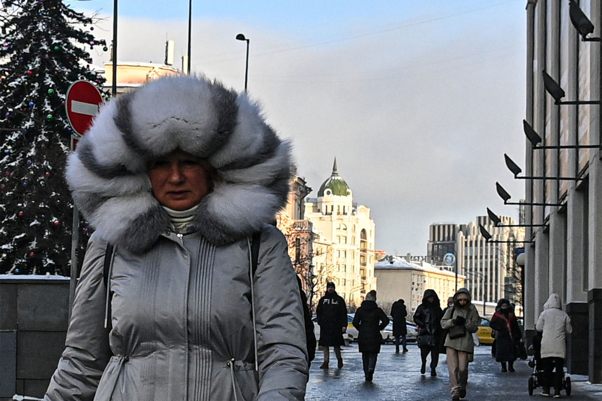 Сегодня на улице сильный мороз. Морозы в Москве. Сильный Мороз в Москве. Морозы в Москве 2022. 30 Градусные Морозы.