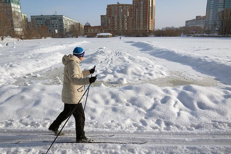 Жителей Подмосковья предупредили об опасности на льду