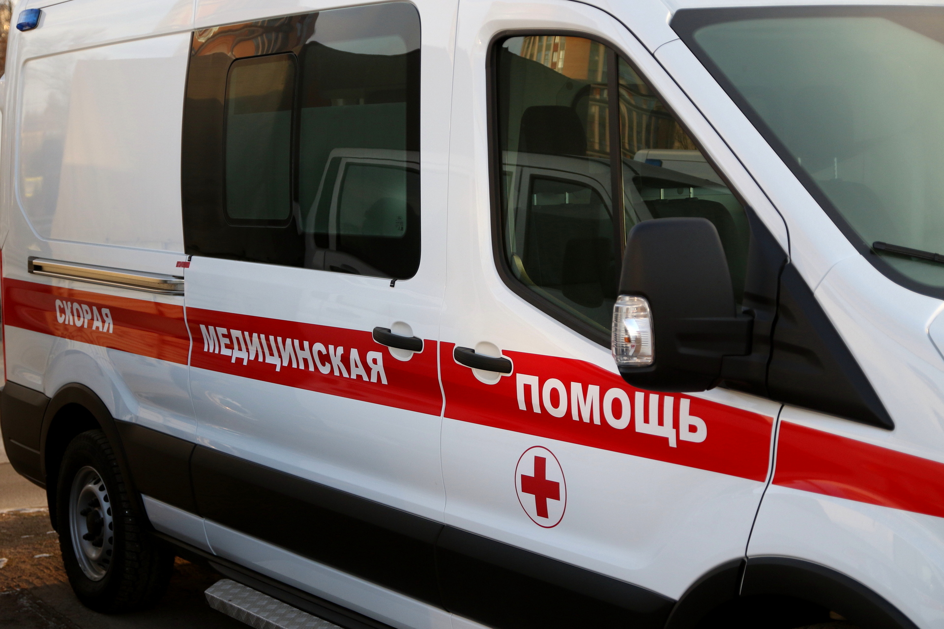 В Подмосковье из-за столкновения такси и электрички погибли два человека