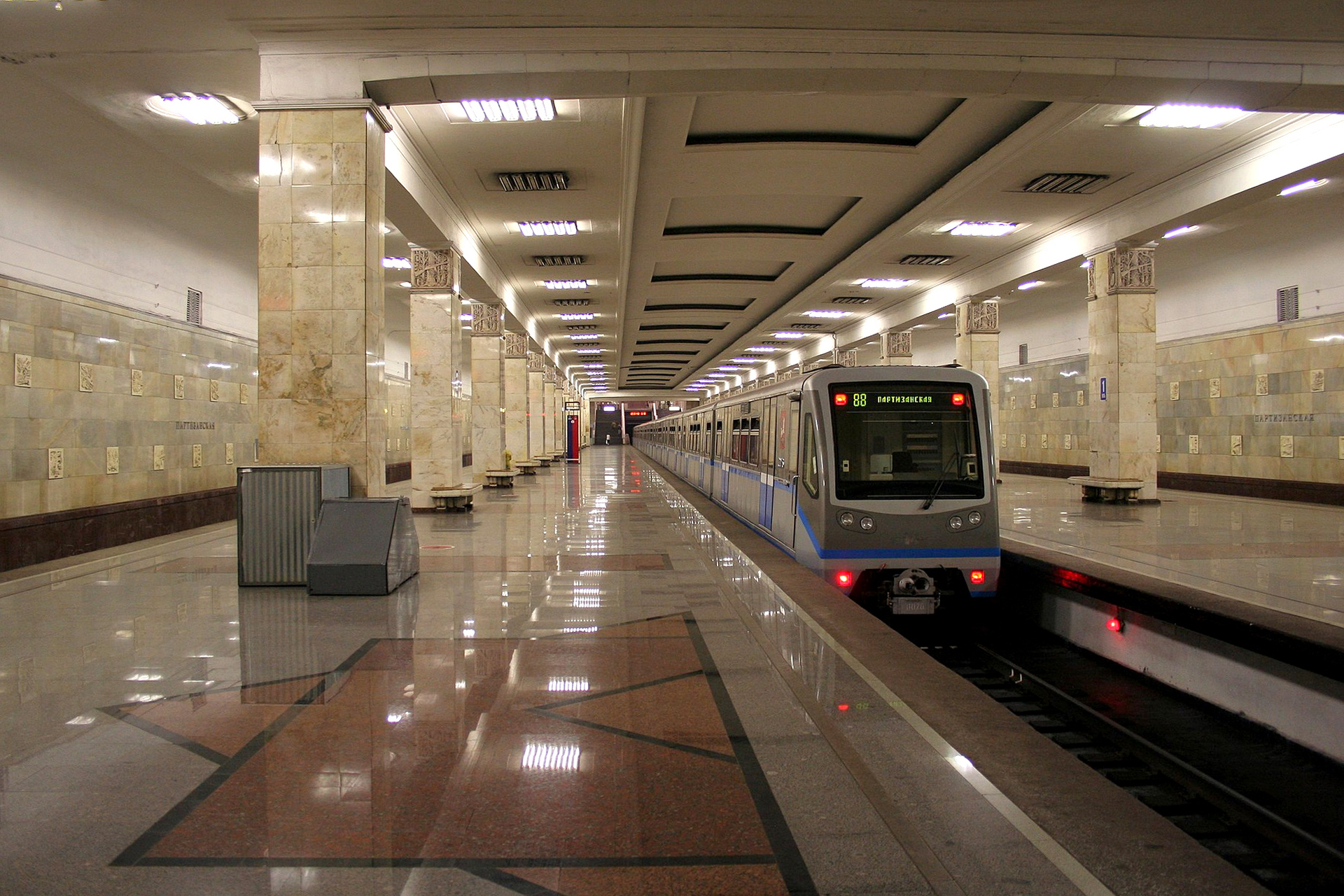 Москвичи признались в неприятных ощущениях от одной станции метро - Мослента