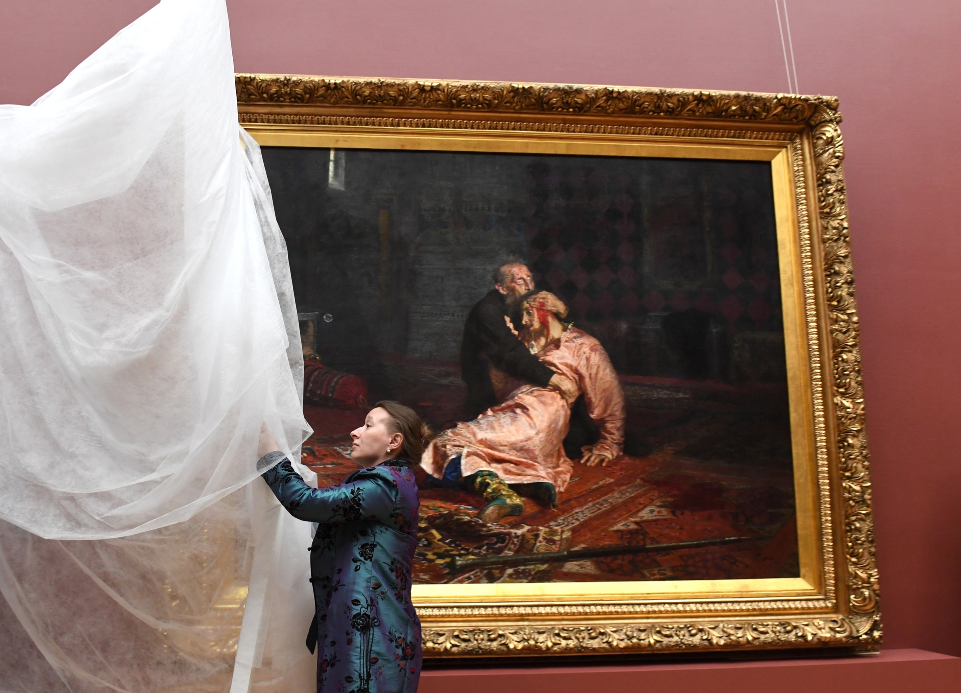 Презентация после реставрации картины Ильи Репина «Иван Грозный и сын его Иван 16 ноября 1581 года» в Государственной Третьяковской галерее
