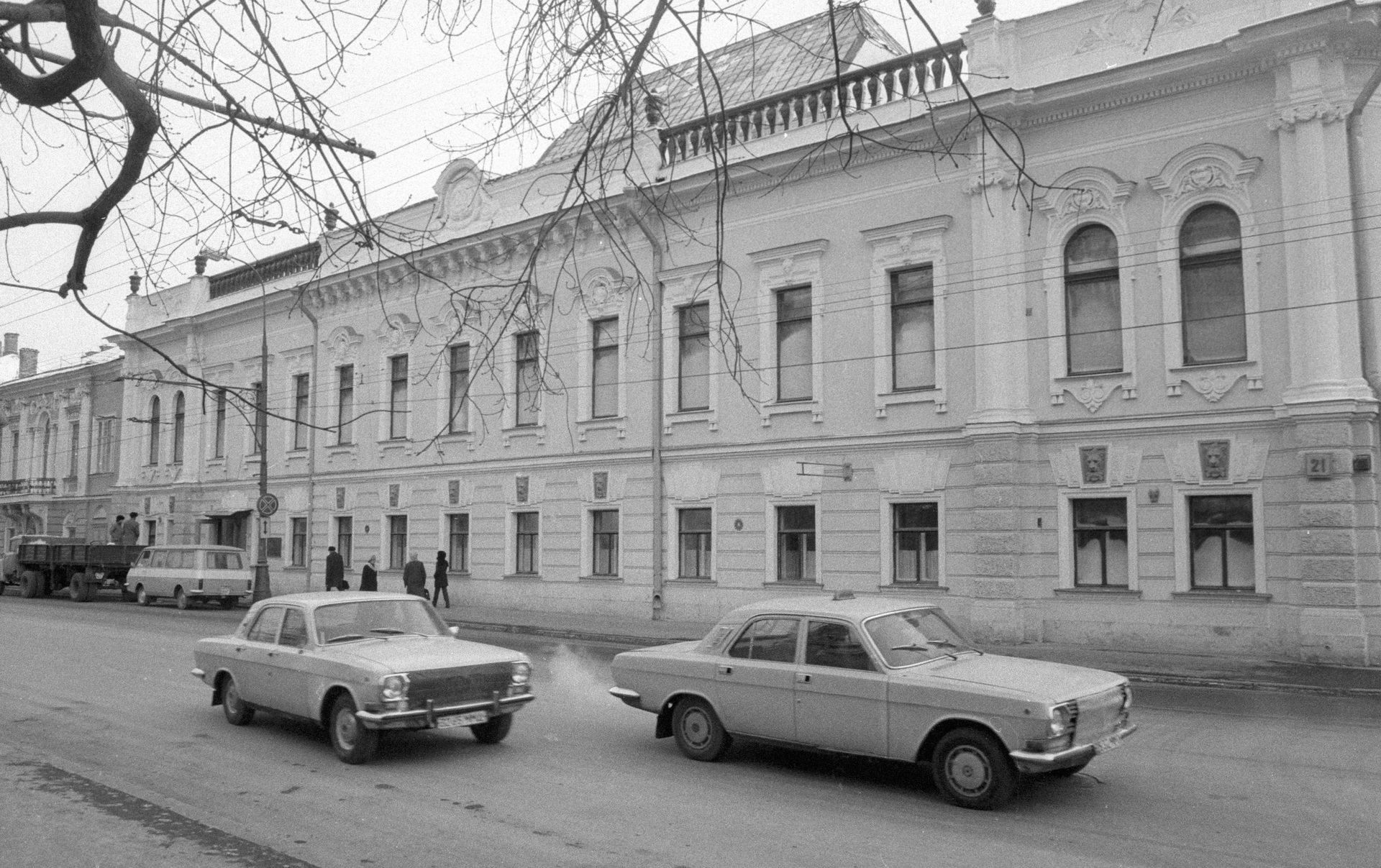 Москвичи вспомнили опустевшую в 1980 году столицу - Мослента