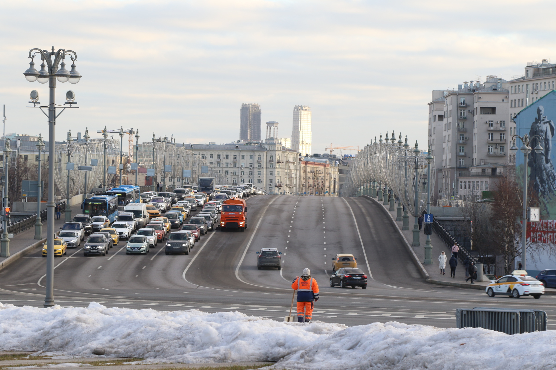 Назван один из скандальных способов реставрации зданий в Москве - Мослента