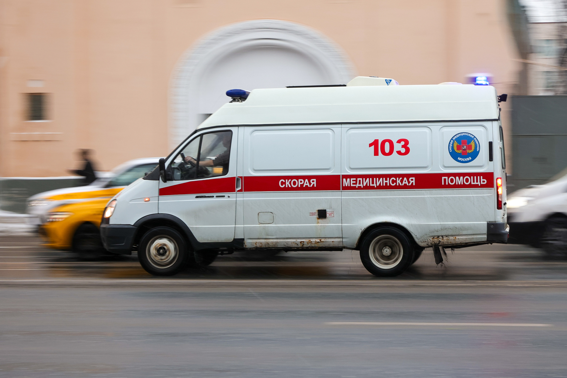 В Москве пенсионер выстрелил в фельдшера ради госпитализации