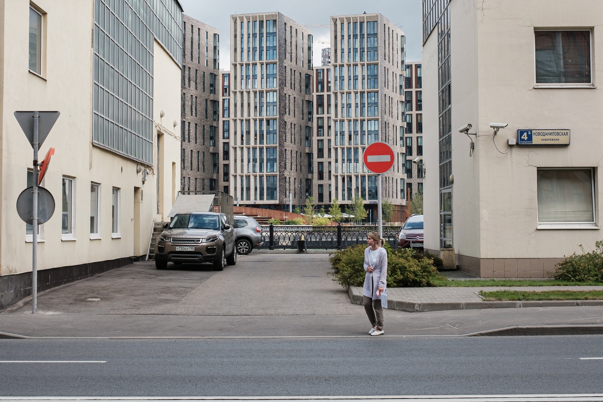 Est-a-Tet: в Донском районе Москвы цены на квартиры снизились почти на 14%