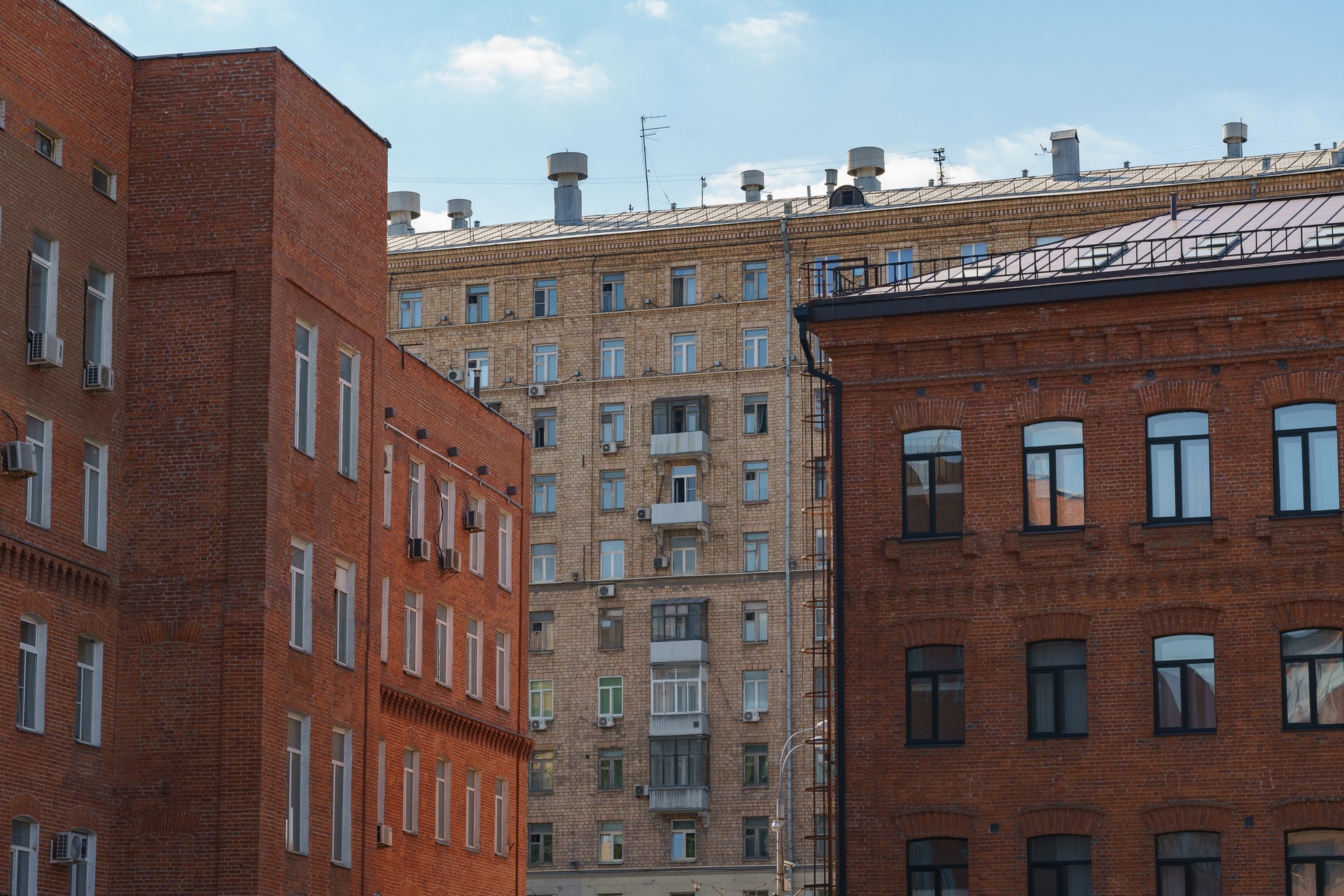 «Метриум»: для покупки квартиры в Москве нужно копить 7 лет и 2 месяца