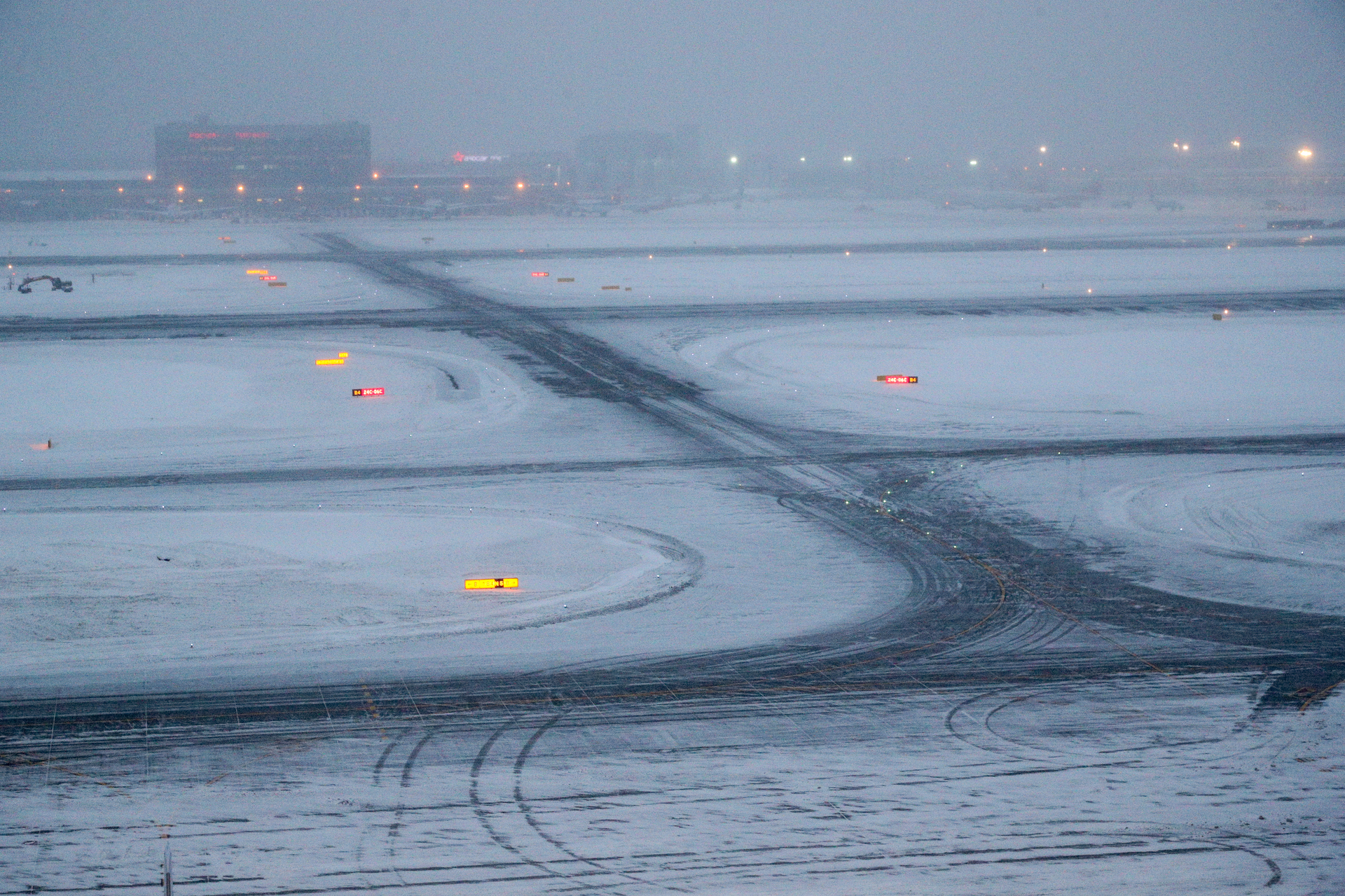 Домодедово работает по расписанию во время снегопада