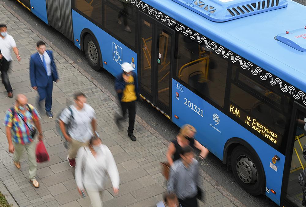 Стало известно о возможности оплатить проезд лицом в наземном транспорте Москвы