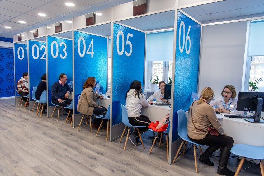 Находящимся под угрозой увольнения москвичам поможет город