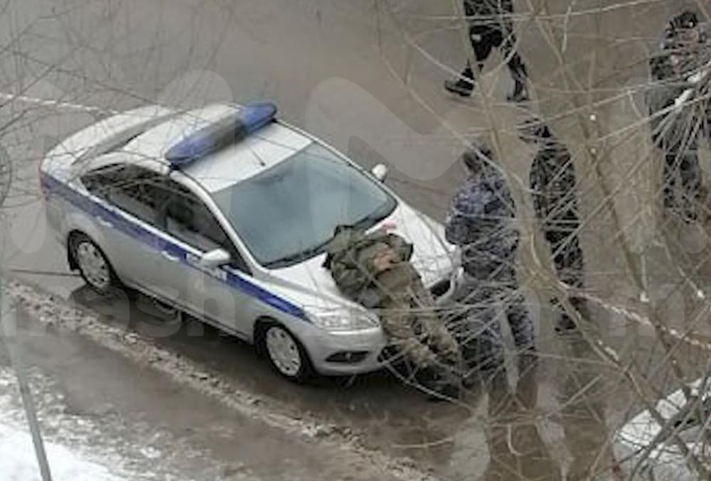 Пришедшего в военкомат с муляжом гранаты мужчину задержали в Подмосковье