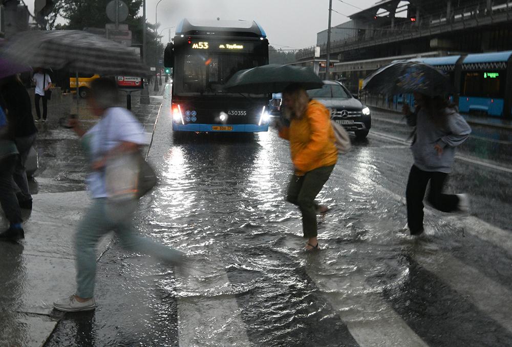 Москвичам пообещали погодный апокалипсис