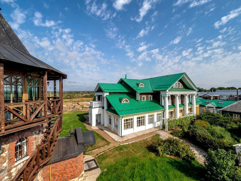 Москвичей пригласили отдохнуть в усадьбе XIX века под Владимиром