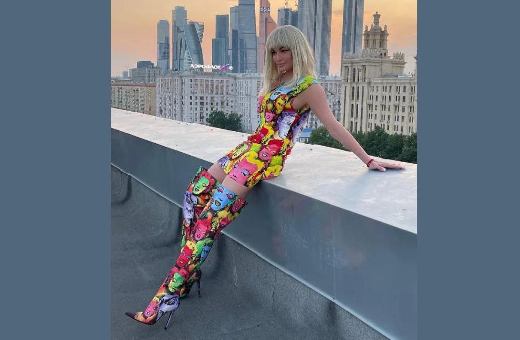 Фотография Волочковой в ботфортах восхитила россиян