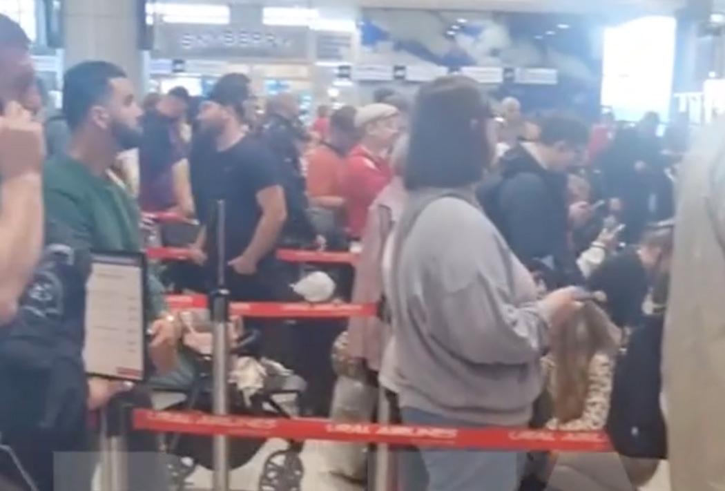 Очереди в аэропорту Домодедово из-за DDoS-атаки попали на видео