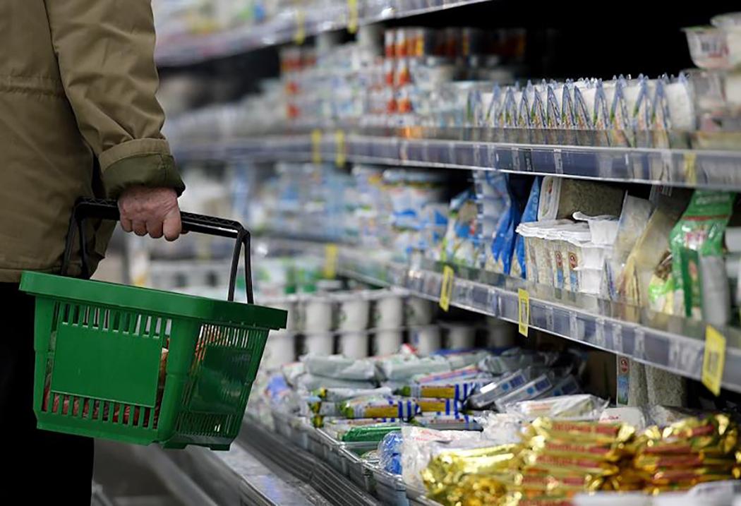 В некоторых марках творога обнаружили «мясной клей»