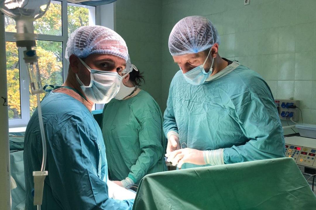 Подмосковные врачи откачали 1,5 литра жидкости из сердца пенсионерки