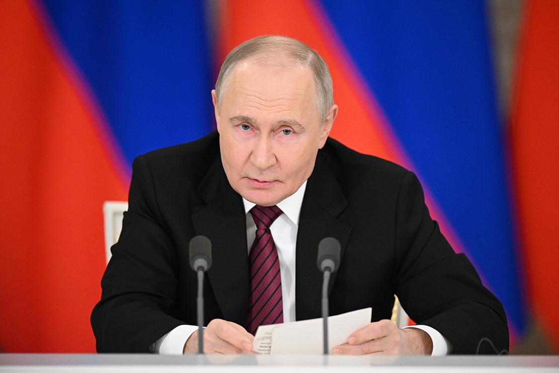 В Москве по поручению Путина займутся продвижением патриотической драматургии