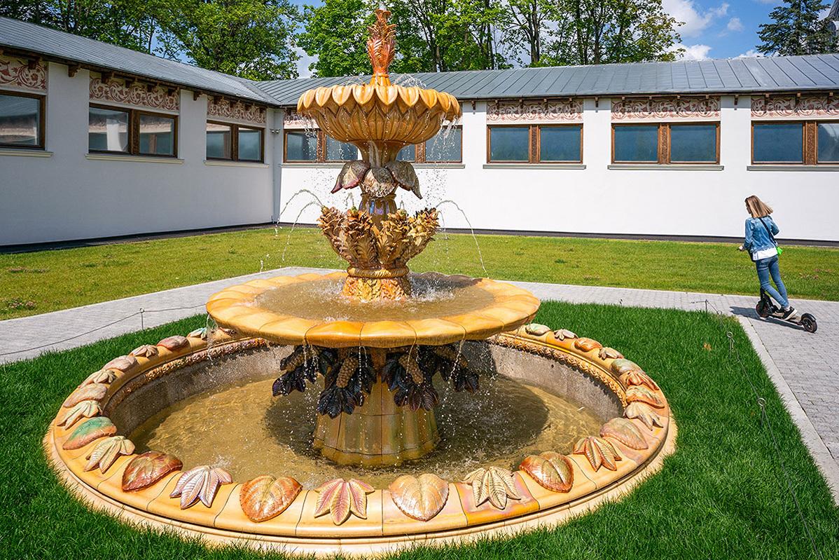 В Москве открыли не работавший 40 лет исторический фонтан