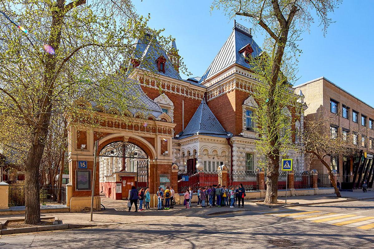 Раскрыта история постройки музея-терема в Москве