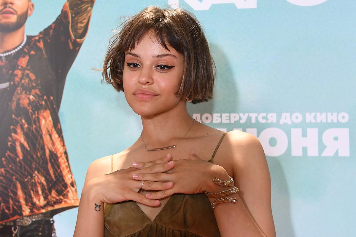 Популярная артистка поделилась воспоминаниями о бытовом расизме