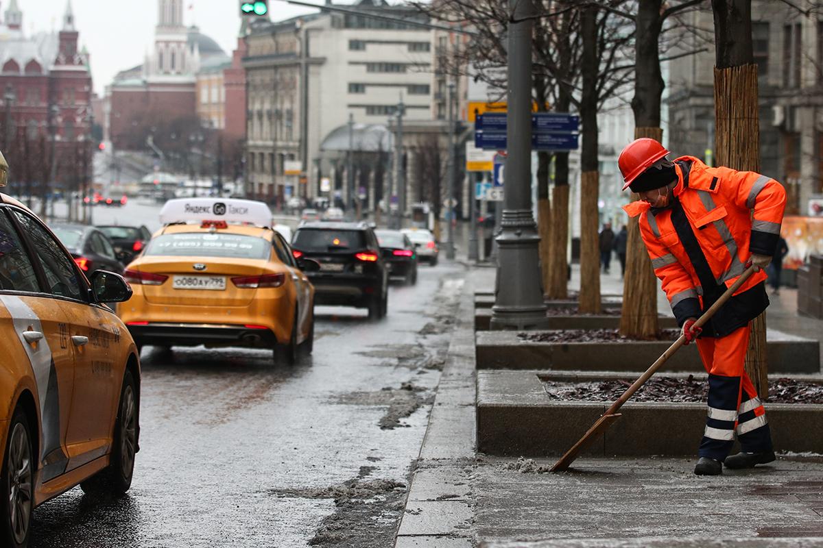 «Желтый» уровень погодной опасности объявили в Москве и Подмосковье