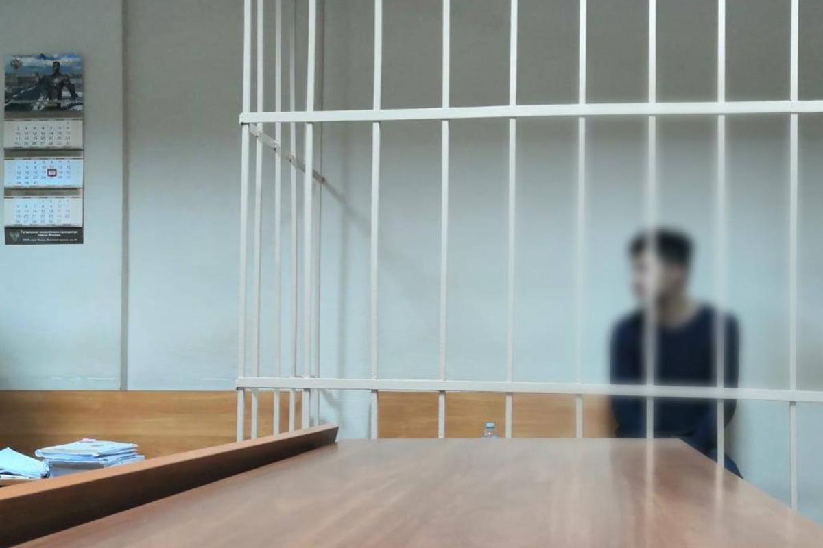 В Москве мужчина надругался над девушкой в номере отеля