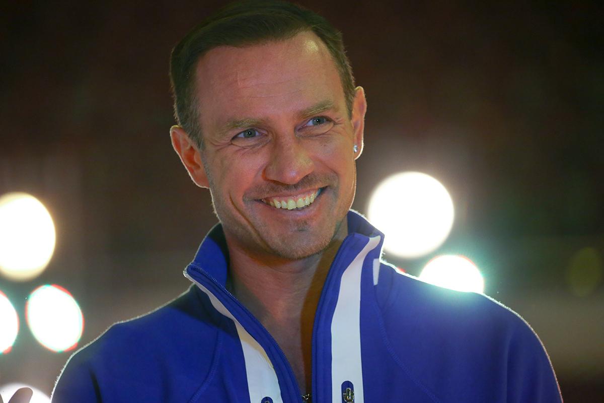 Отец фигуриста Костомарова рассказал о состоянии госпитализированного сына